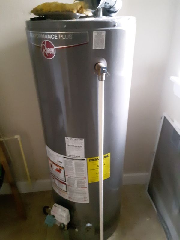 Rheem 50 gallon 40,000 BTU hot water heater 350.00 obo for Sale in ...