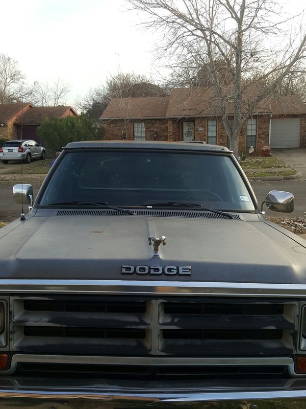 89 Dodge Ram 50 V8 for Sale in Crowley, TX - OfferUp