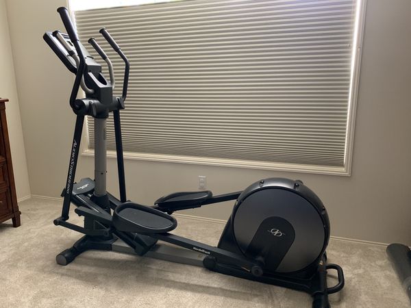 NordicTrack AudioStrider 800 Elliptical Machine for Sale in Woodinville