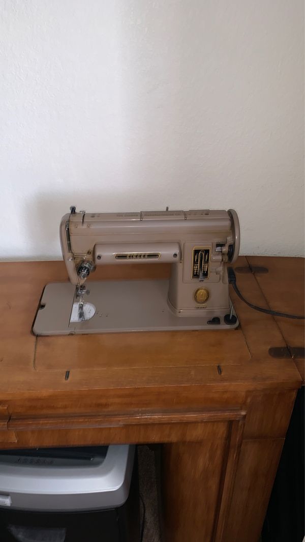 Vintage 1950's Singer Sewing Machine Table 301a for Sale in Glendale