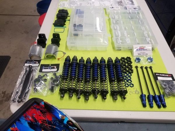 traxxas x maxx chassis