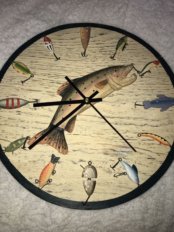 Wooden Fishing Clock Lure Trout Tackle Wall Hanging Cabin Lodge Decor