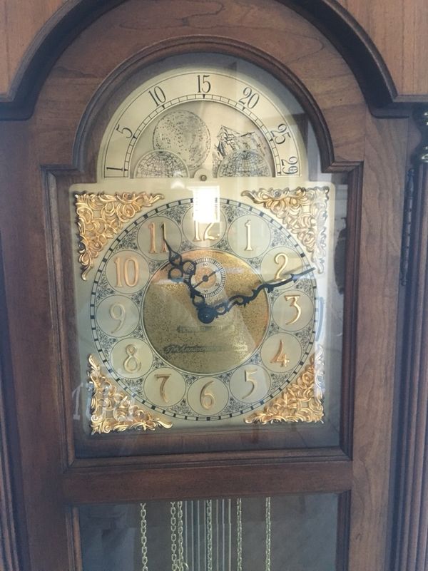Howard Miller 1983 57th Anniversary grandfather clock model 610277 for