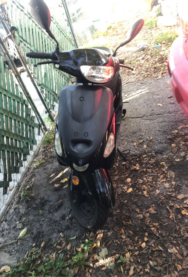 50cc scooter for Sale in Fort Lauderdale, FL OfferUp