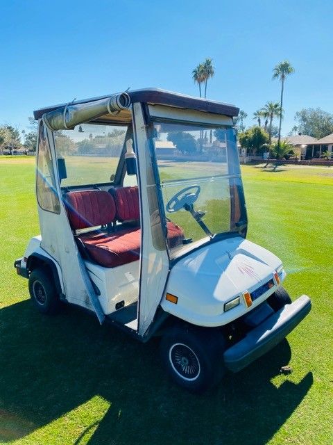 1999 Columbia par car gas golf cart with title for Sale in ...