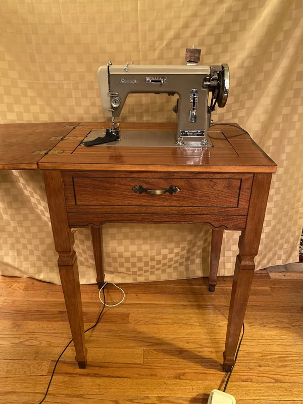 Antique Vintage JC PENNEY Sewing machine with Table for Sale in