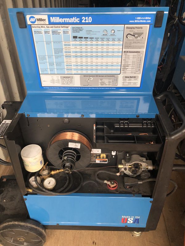 Miller Millermatic 210 MiG welder like new and brand new 3035 spoolgun