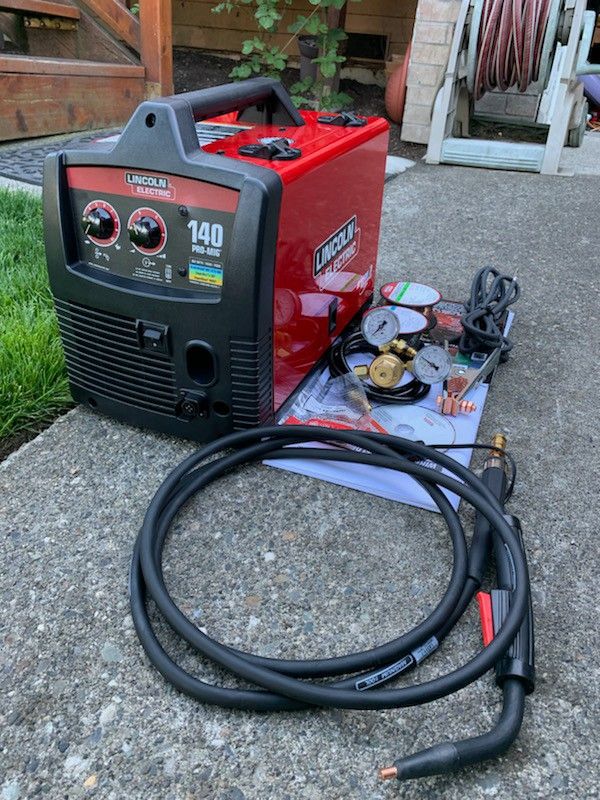 NEW Lincoln Electric 140 Amp PROMIG 140 MIG Wire Feed Welder with