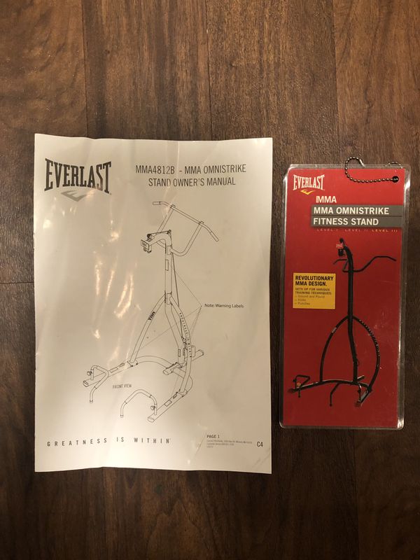 EVERLAST Punching/kick boxing stand and bag. for Sale in San Diego, CA - OfferUp