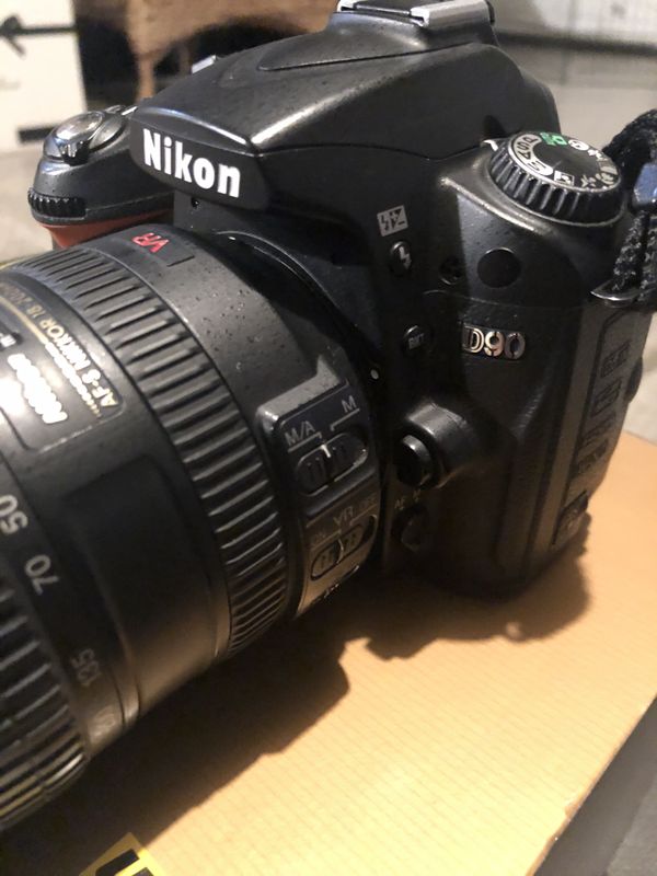 Nikon D90 DSLR Camera Kit 18-200mm AF-S VR Lens for Sale in Tracy, CA ...