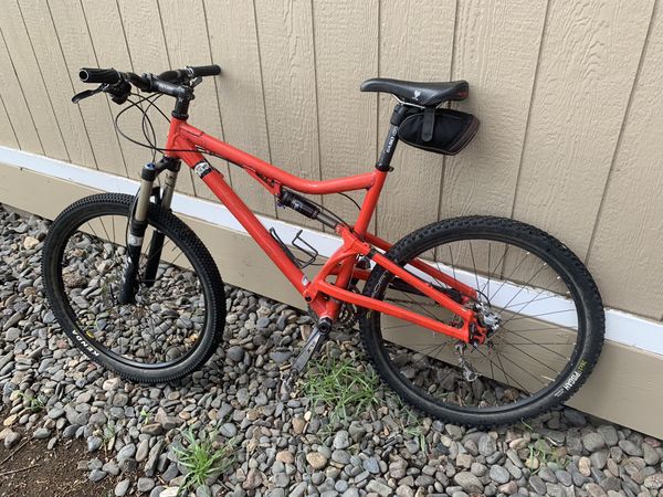 Santa cruz superlight full suspension mountain bike on sale