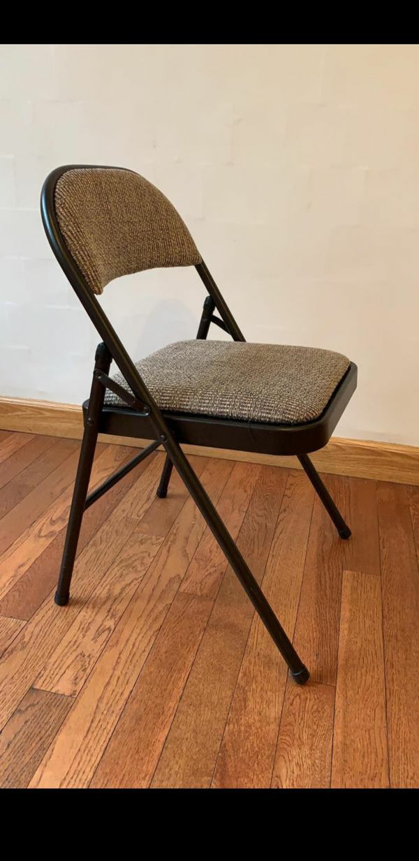 13 Dark Brown Folding Chairs for Sale in Chicago, IL - OfferUp