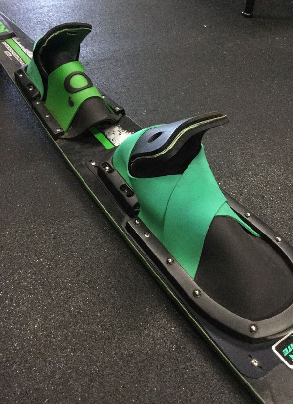 Used O’Brien The Competitor Slalom Water Ski With Bindings for Sale in
