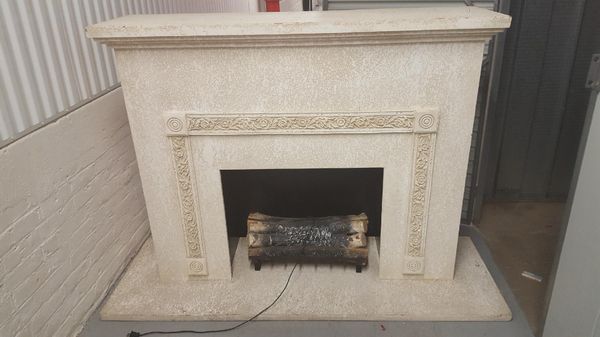 FIREPLACE, Winter white, Electric, Great condition, for Sale in Rock