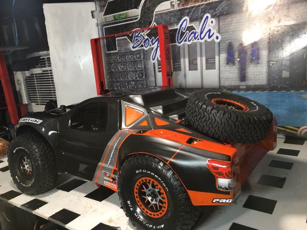 traxxas slash tundra body