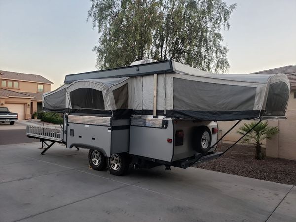 2008 Fleetwood Evolution E4 Pop up toy hauler for Sale in Phoenix, AZ ...