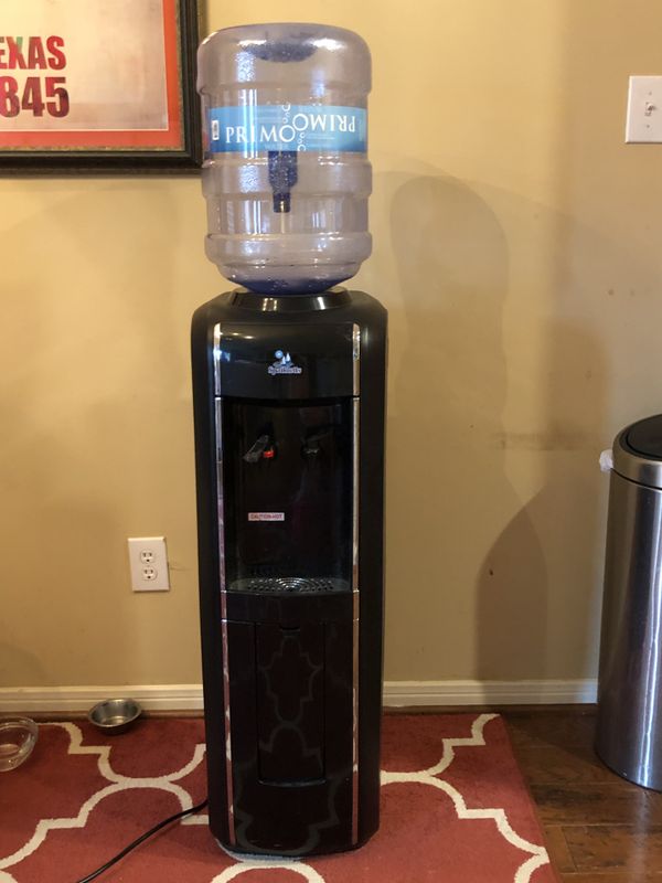 Sparkletts Hot/Cold electric water dispenser for Sale in Houston, TX