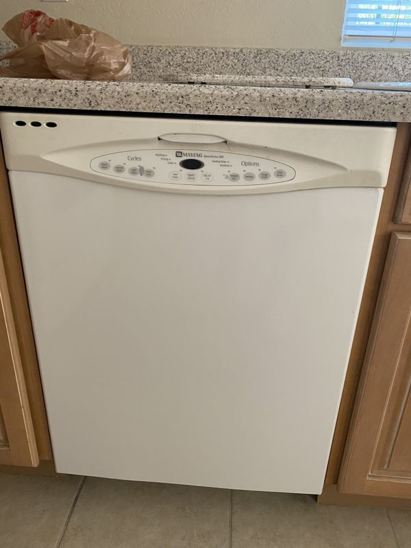  Full  set  of white kitchen  appliances  Maytag for Sale in 