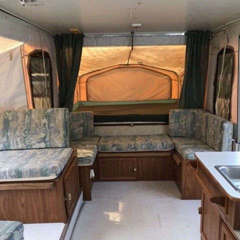 Damon Camplite Pop Up Camper for Sale in Palos Heights, IL - OfferUp