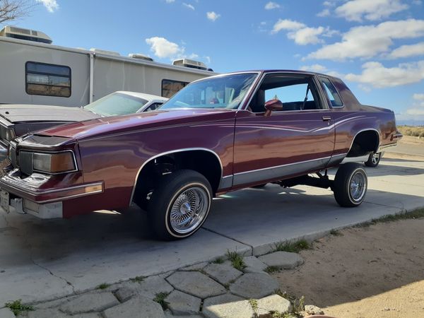 82 cutlass supreme lowrider for Sale in Adelanto, CA - OfferUp