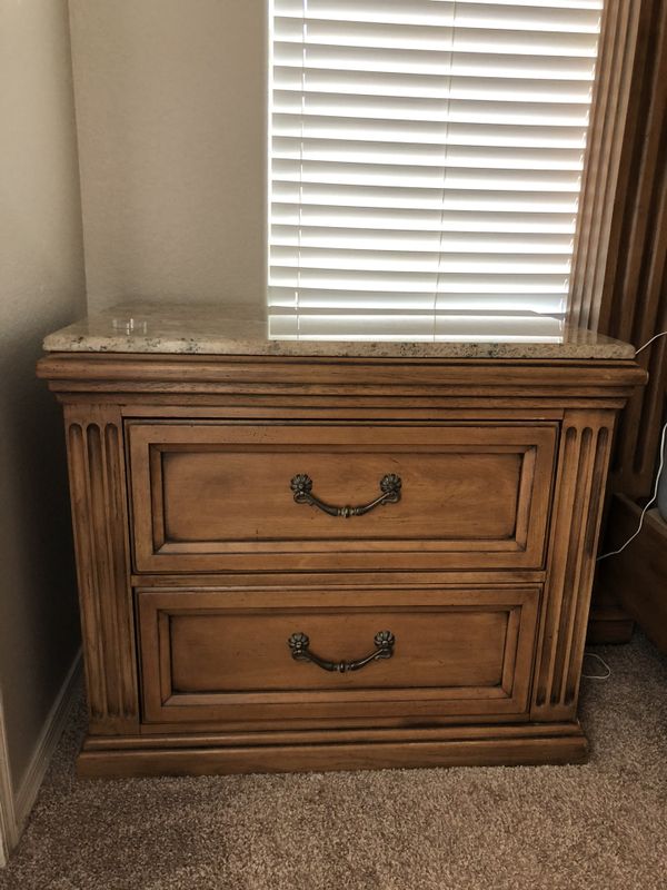 Drexel Heritage Solid Oak Master Bedroom Set (5 Piece) for Sale in Queen Creek, AZ OfferUp