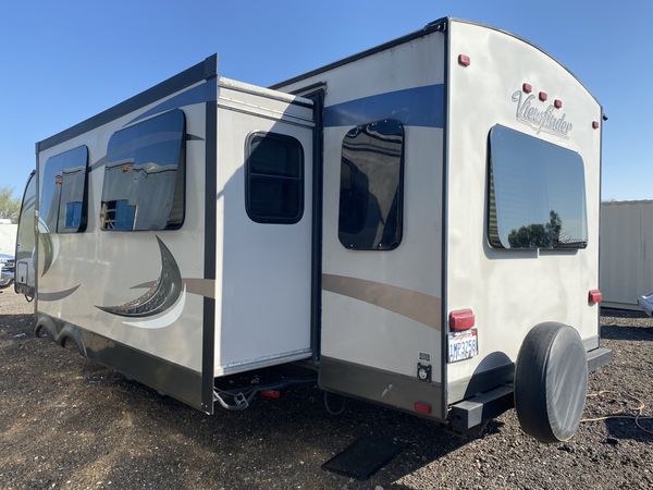 Viewfinder Ft Bumper Pull Travel Trailer Big Super Slides Outside Kitchen Looks Great