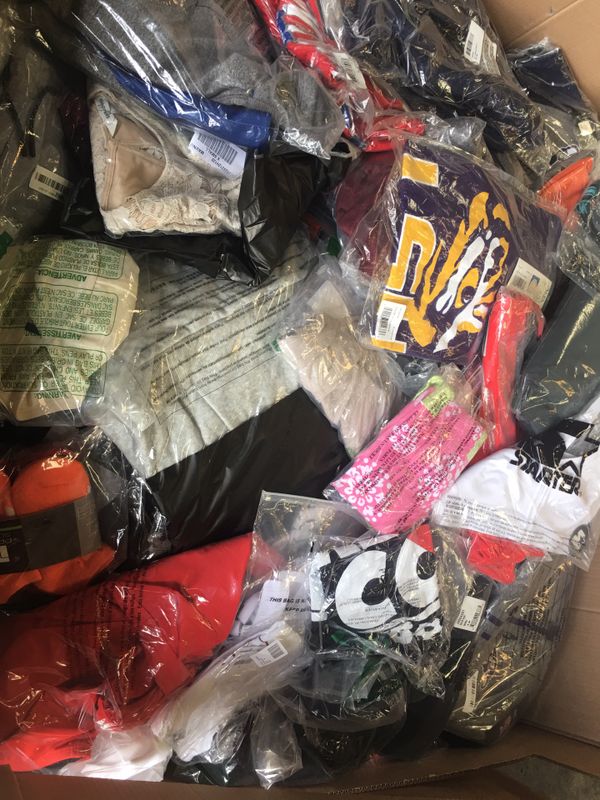 CLOTHING PALLETS FOR SALEALL BRAND NEW CLOTHING/ALL NAME BRANDS”500