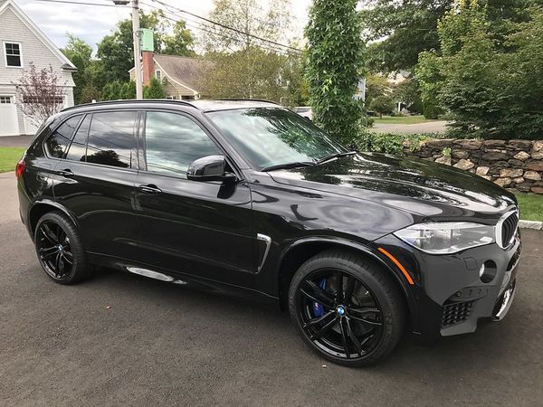 Bmw x5 21 год