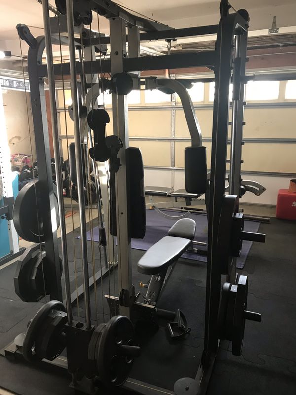 Gold’s Gym GR-7000 Smith machine for Sale in Industry, CA - OfferUp