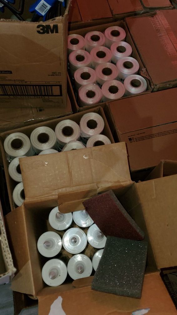 Pintura int./exterior materiales y primer for Sale in Chandler, AZ