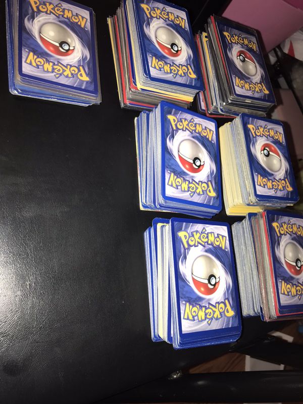Mint condition collection of FIRST GEN Pokémon cards 200