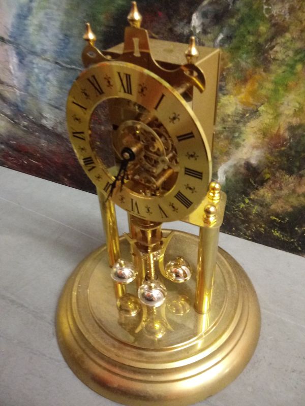 Elgin manual wind anniversary clock for Sale in Renton, WA OfferUp