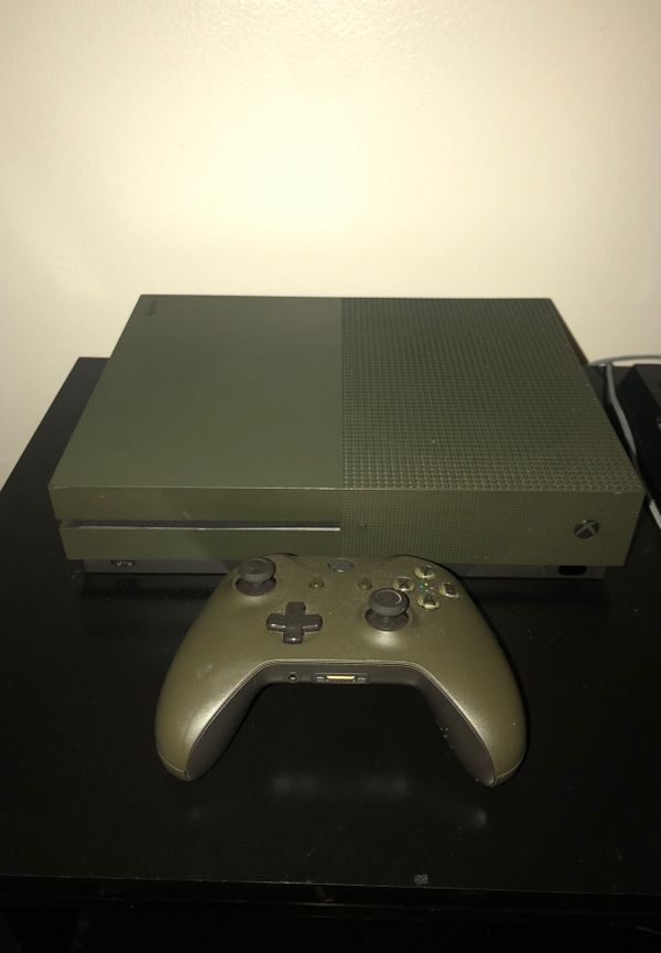 Xbox One S Storm Grey Special Edition (500GB) for Sale in Miami, FL ...