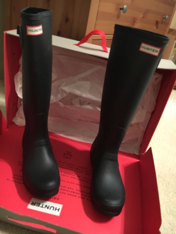hunter douglas rain boots