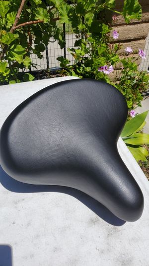 Black beach cruiser bike seat $20 for Sale in Long Beach, CA