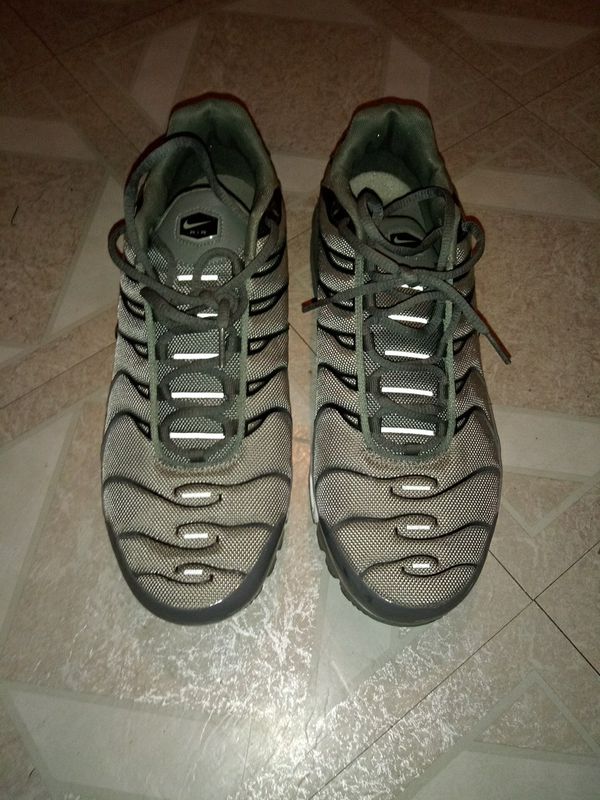 Nike Air max plus size 13 for Sale in Dallas, TX - OfferUp