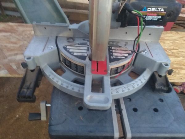 12 delta miter saw for Sale in Perris, CA - OfferUp