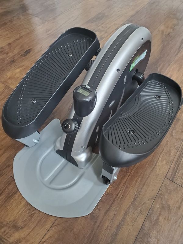 Stamina InMotion E1000 Compact Strider Under Desk Elliptical for Sale