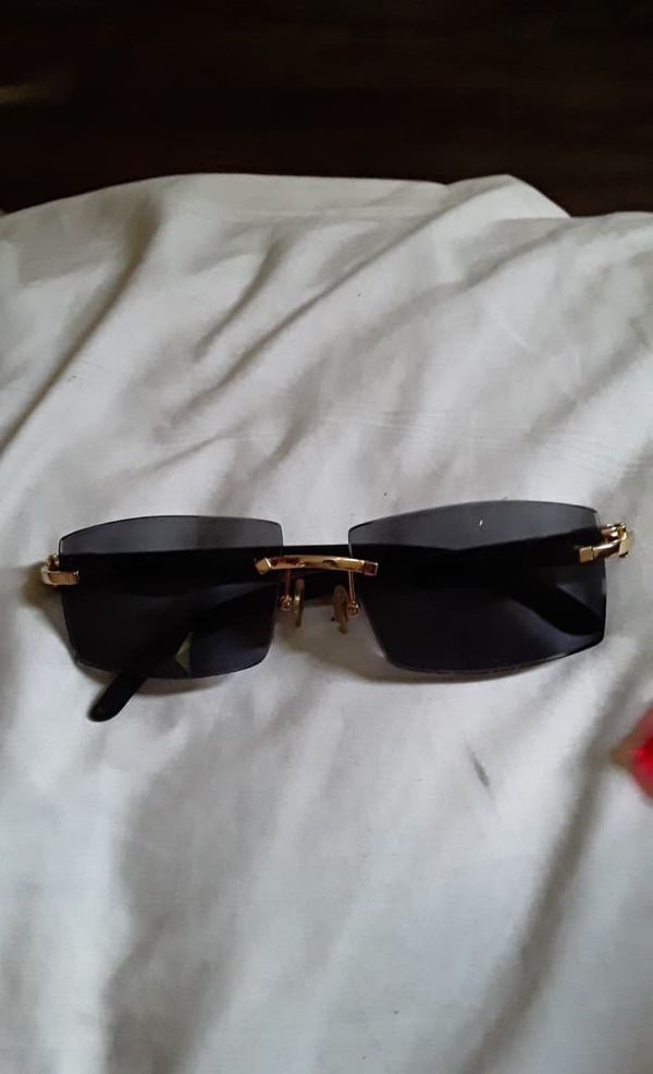 Cartier black and gold buffs for Sale in Detroit, MI - OfferUp