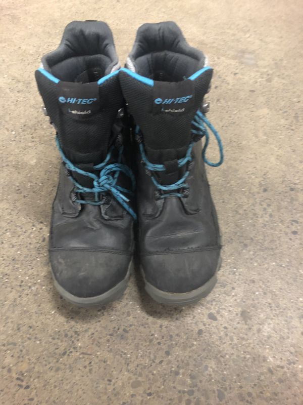 hi tec vibram boots