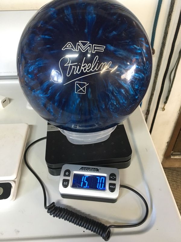 15 AMF strikeline bowling ball new / undrilled for Sale in Oregon