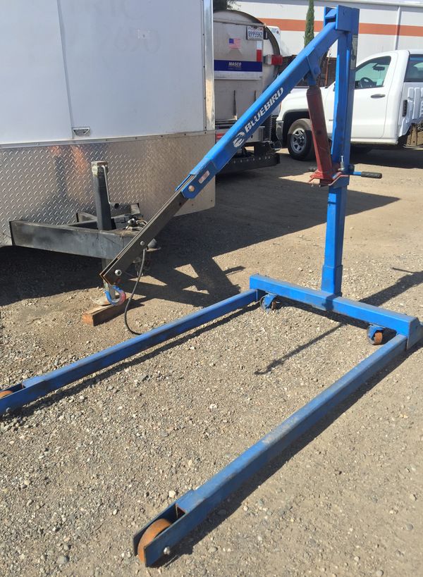 BlueBird International KD 1500 Knockdown Engine Lift for Sale in