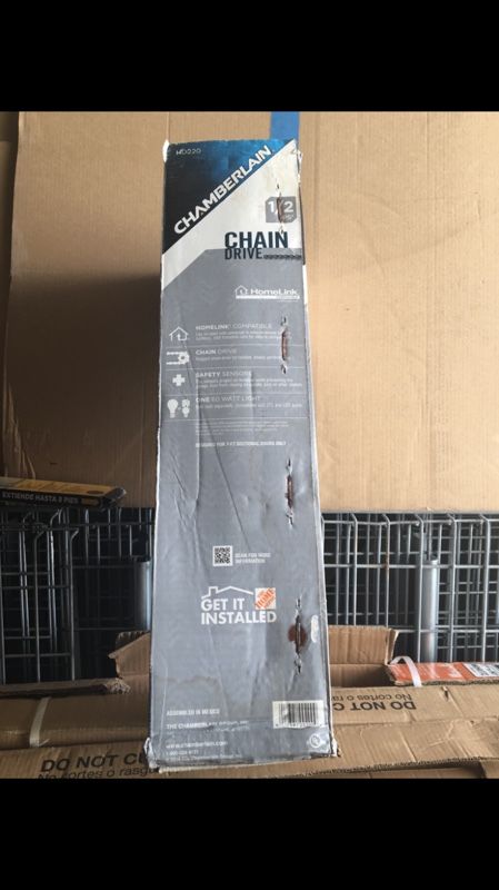 Chamberlain Hd220 1 2 Hp Chain Drive Garage Door Opener For In Miami Fl Offerup