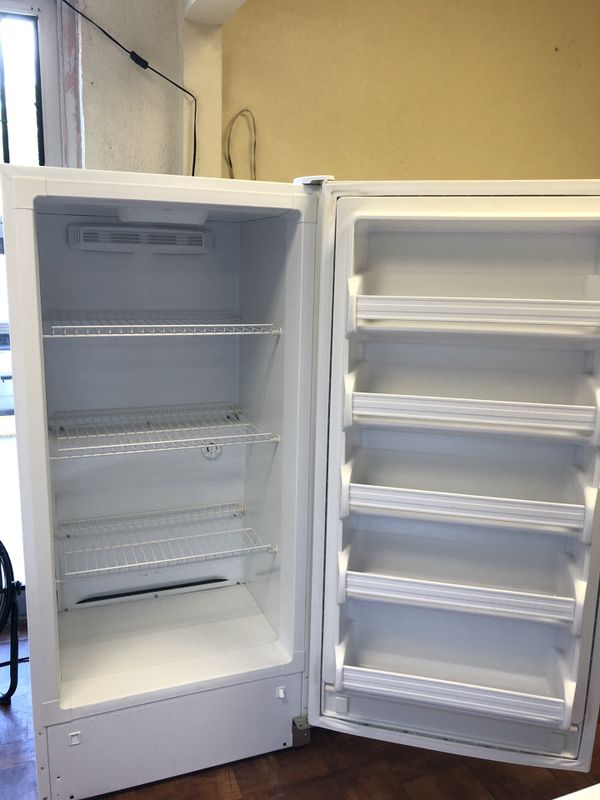 Frigidaire deep freezer for Sale in Houston, TX OfferUp