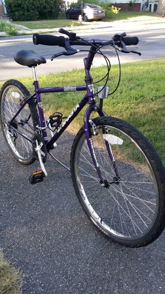 Mt Shasta Saddleback gt bicycle for Sale in Southampton, MA OfferUp