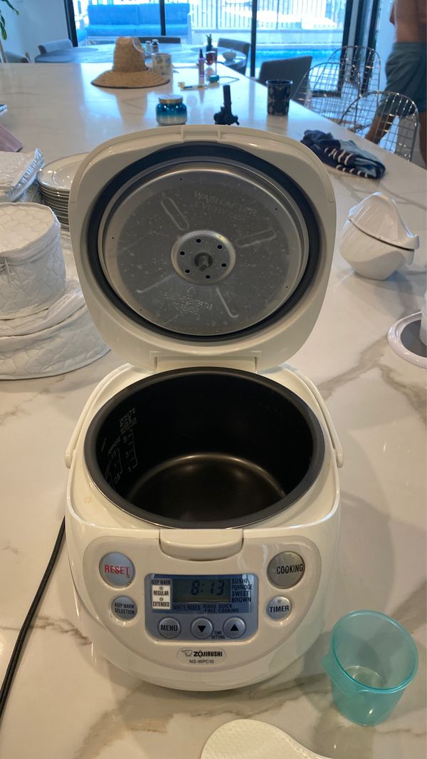 Zojirushi rice cooker for Sale in Henderson, NV - OfferUp