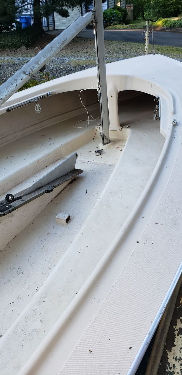 C Lark 14 foot sailboat for Sale in Bonney Lake, WA OfferUp