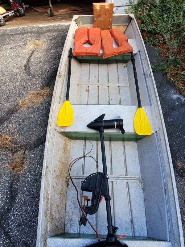 10 foot. Flat bottom boat/ John boat. for Sale in Shelton, CT - OfferUp