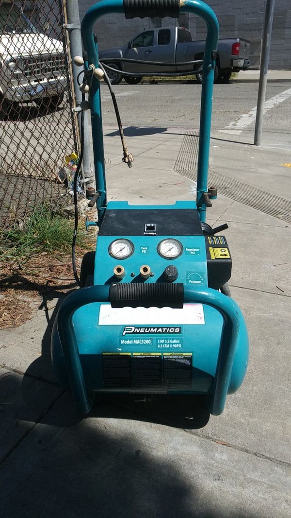 Great value Makita model mac5200 air compressor on a highboy for Sale