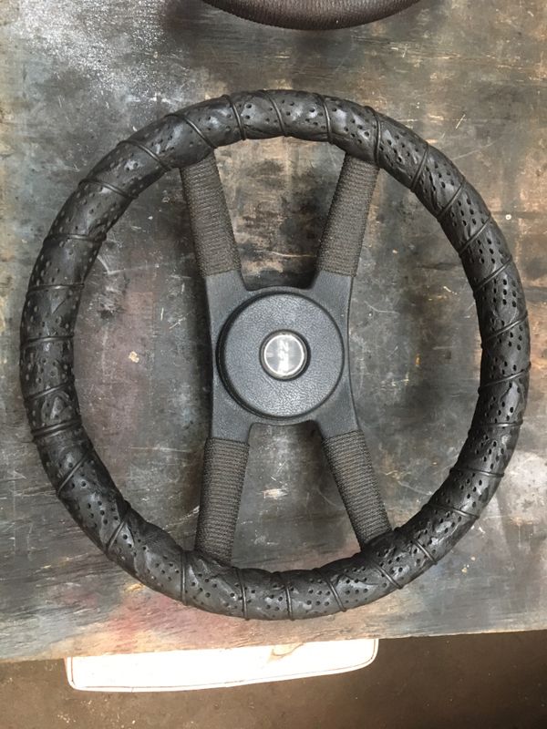 2nd gen camaro z28 steering wheel for Sale in Chicago, IL OfferUp
